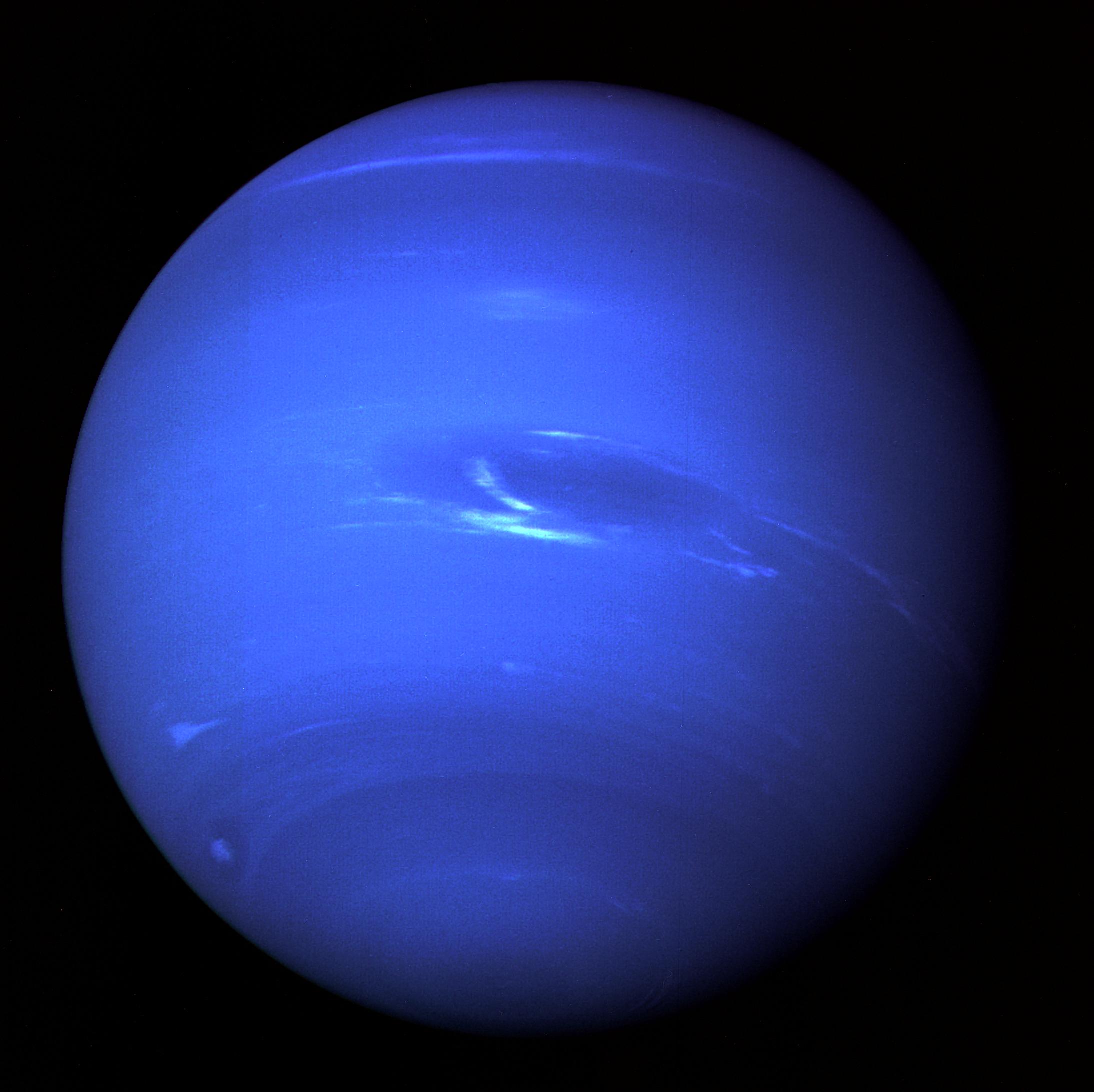 Ansicht des Eisriesen Neptun, basierend auf Daten der Voyager 2 Mission 1989
